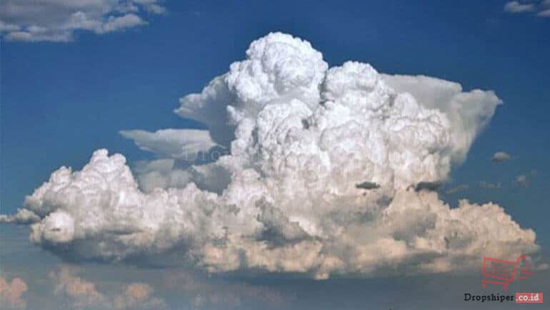 Bahaya yang Disebabkan Awan Cumolonimbus
