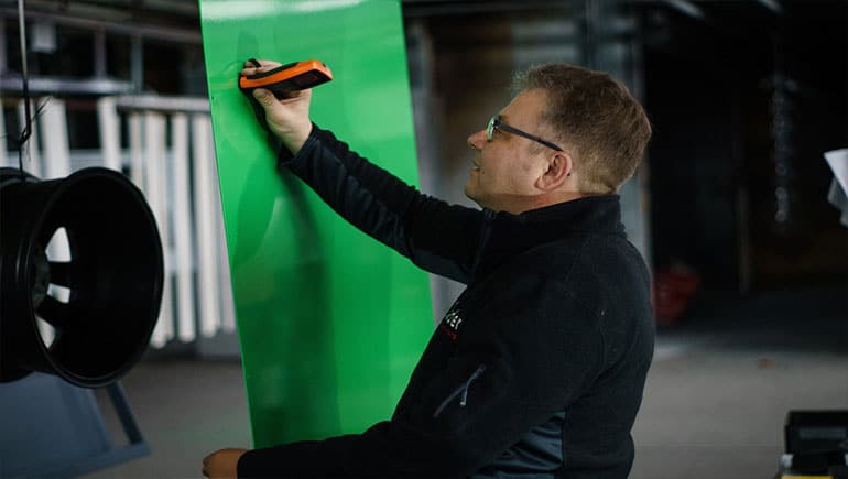 Cara Menghitung Ketebalan Cat yang Dibutuhkan untuk Proyek Pengecatan