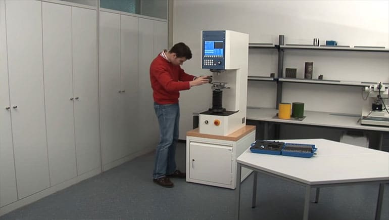 Aplikasi Umum dari Hardness Testing dalam Ilmu Bahan