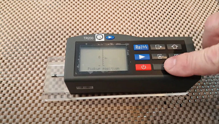Memahami Pengukuran Kekasaran Permukaan dengan Surface Roughness Testers