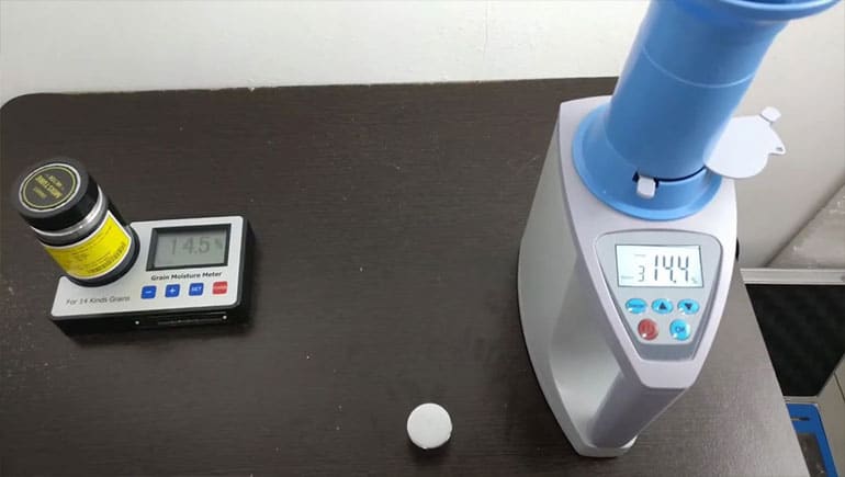 Tipe dan Kalibrasi Grain Moisture Meter