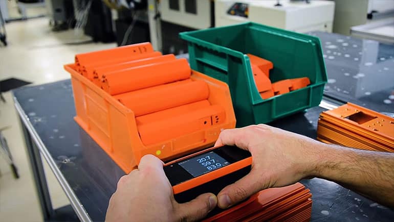 Manfaat Gloss Meter dalam Industri Manufaktur