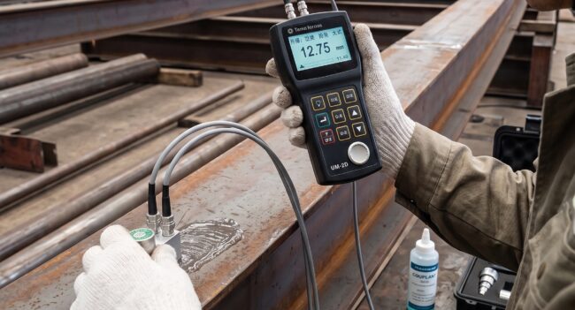 Thickness Meter Ultrasonik UM-2/UM-2D: Solusi Inspeksi Ketebalan Tanpa Merusak Permukaan Material
